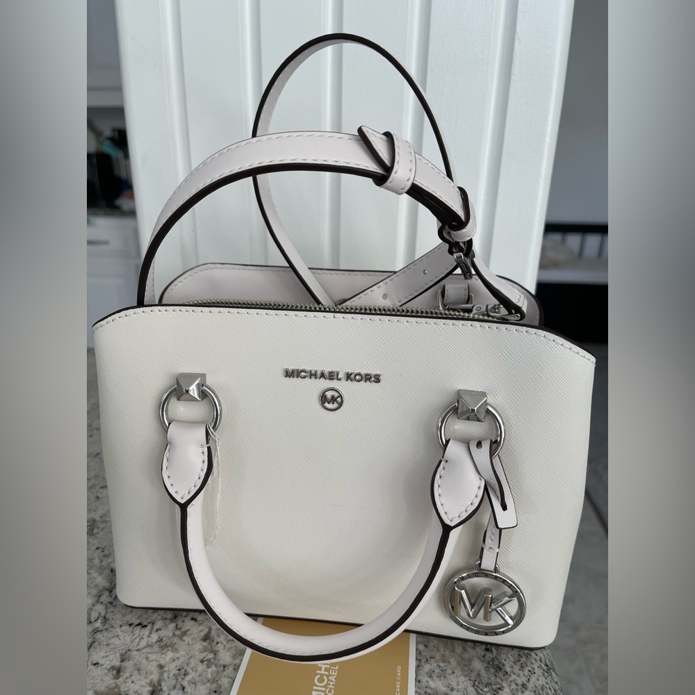 White Michael Kors Purse